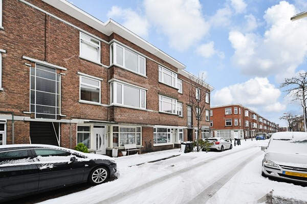 Medium property photo - Jan ten Brinkstraat 147, 2522 HX Den Haag